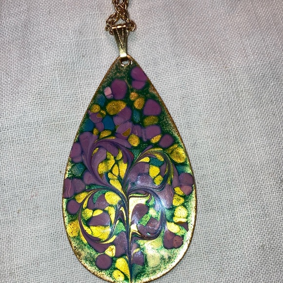 NECKLACE, reversible gt signed, enamel on metal 2 1/2” teardrop $25 - Picture 4 of 10